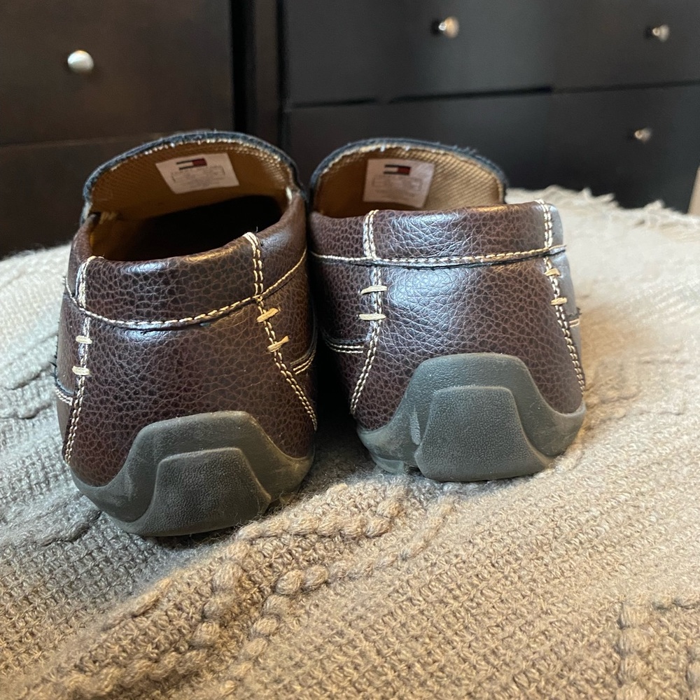 Tommy Hilfiger driving loafers - Picture 4 of 6